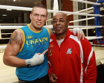 Тренер Усика уверен, что украинец нокаутирует Дениса  Лебедева