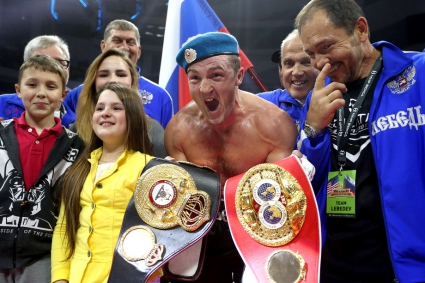 Денис Лебедев объединил титулы чемпиона мира по версиям WBA и IBF