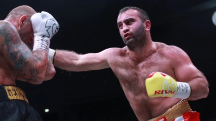 Мурат Гассиев победил Михаэля Валлиша в четвертом раунде.