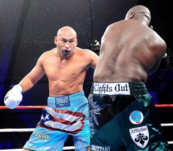 Пулев против Окендо за  пояс WBA