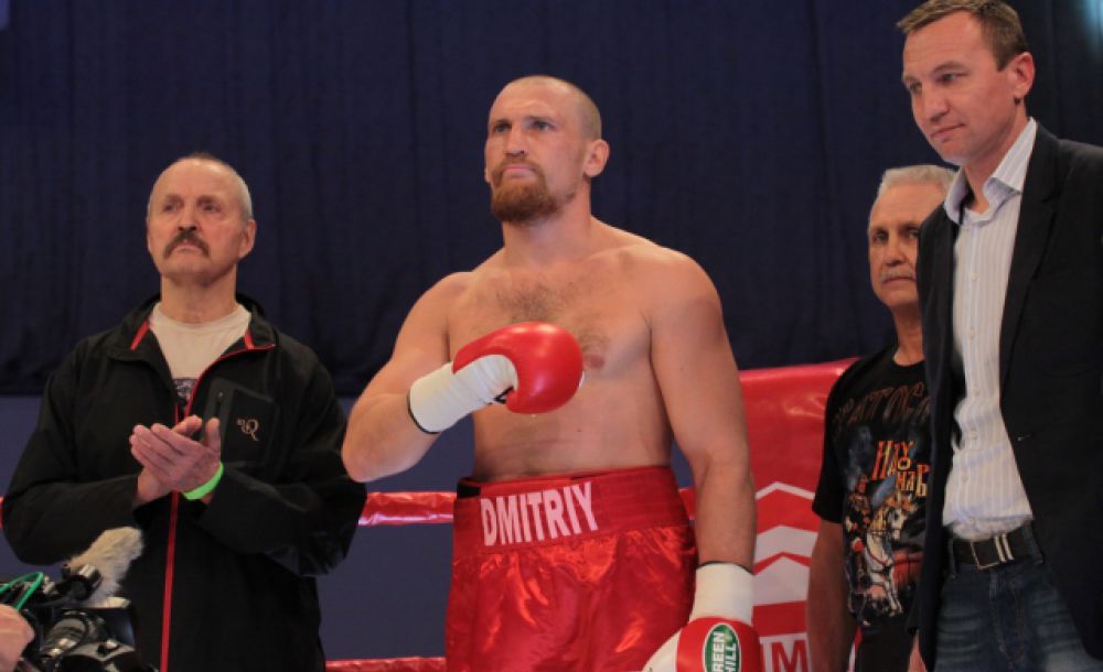 Дмитрий Кудряшов проведет бой за титул чемпиона мира с Оланреваджу Дуродолой