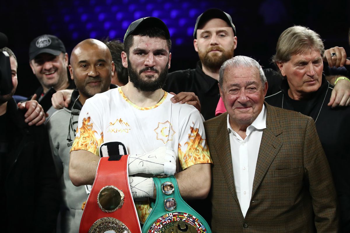 WBC: Бетербиев и Дайнес проведут бой 20 марта