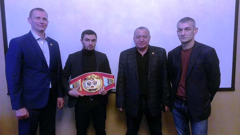 Иса Чаниев - чемпион мира IBF среди молодежи